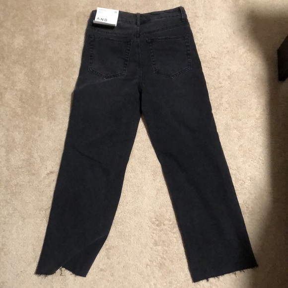 Macy’s dark grey cropped highrise jeans - Picture 2 of 5